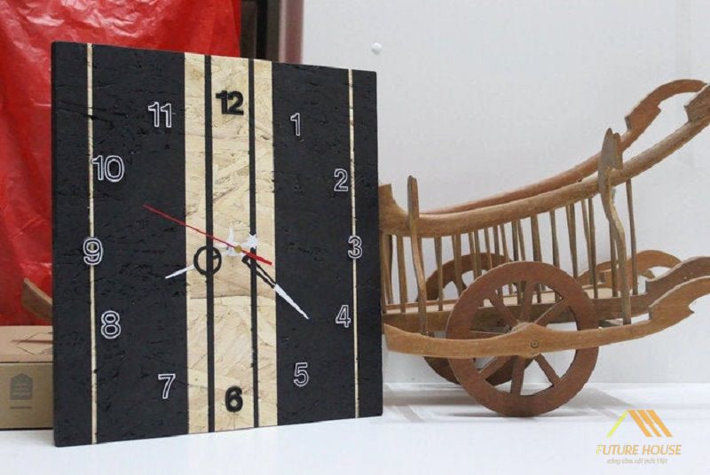 đồng hồ gỗ treo tường tại Hà Nội 