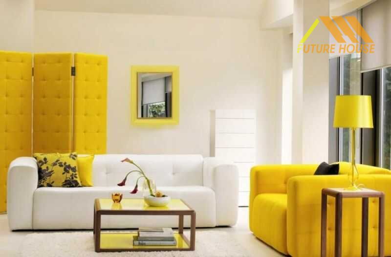 Màu trắng làm nền cho nội thất vàng mang đến một không gian tinh tế, sang trọng